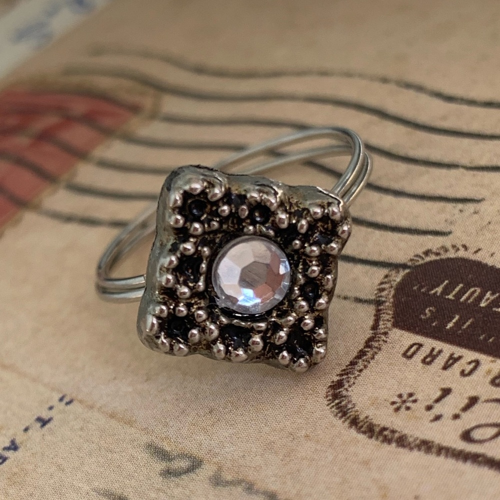 Vintage Button Ring - image 4